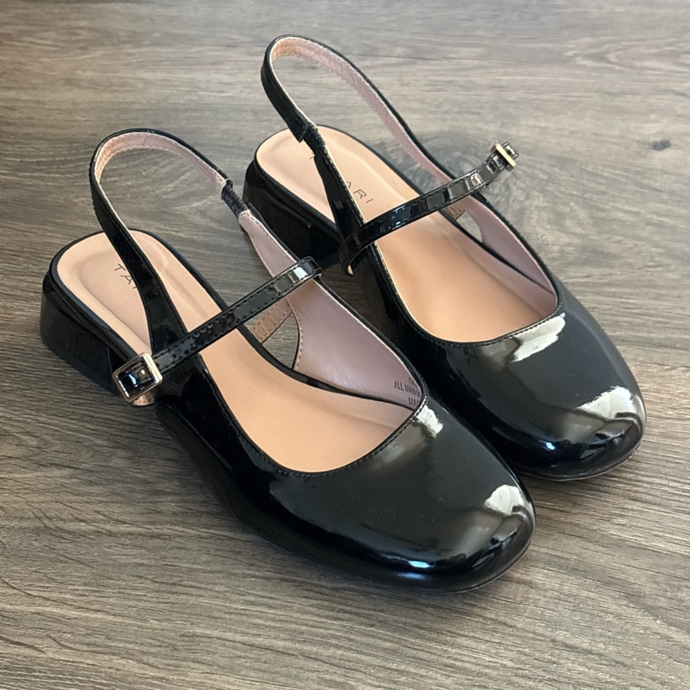 Elegant Black Patent Leather Slingback Ballet Pumps